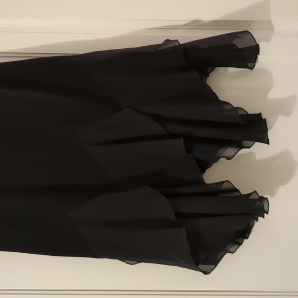 90s Y2K handkerchief hem asymmetrical hem rose embroidered little black dress - Picture 3 of 5